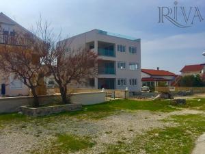 Prodej apartmn 3+kk  na ostrov Vir s vhledem na ostrov Pag v Chorvatsku