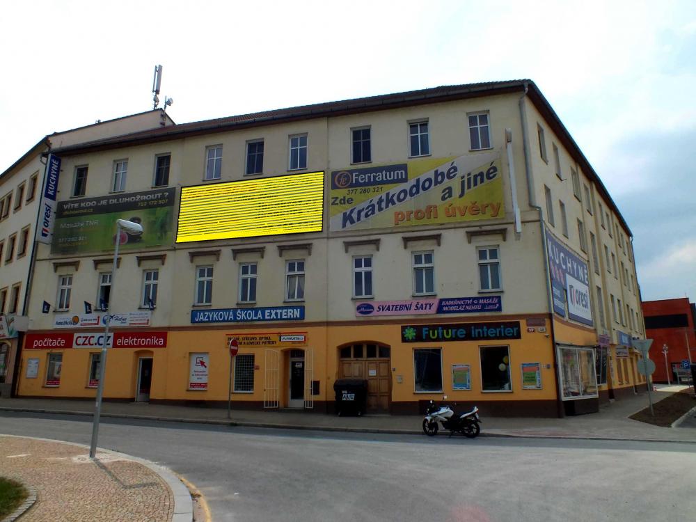 Pronájem reklamní plochy na administrativní budově v Sadech Pětatřicátníků v Plzni